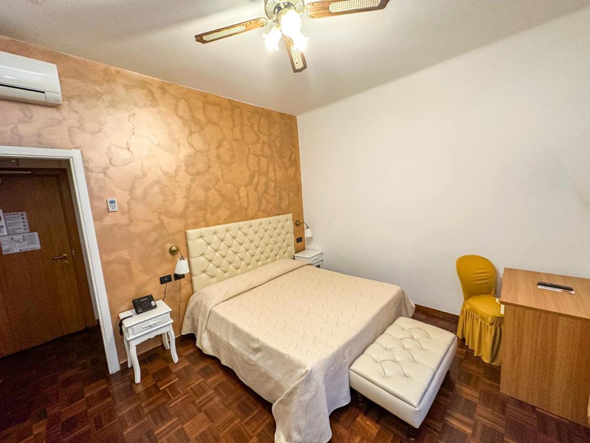 Hotel Dell'Orto Chiavari Zewnętrze zdjęcie